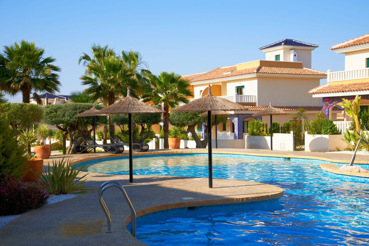 ShowFeedImage House – Townhouse in Rojales