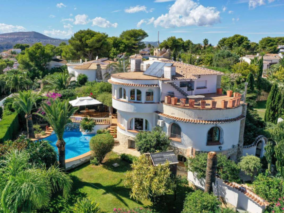 House – Detached Villa in Jávea – Xàbia