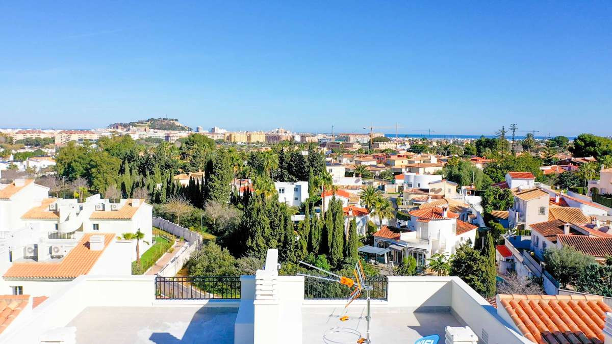 ShowFeedImage Apartment – Penthouse in Denia