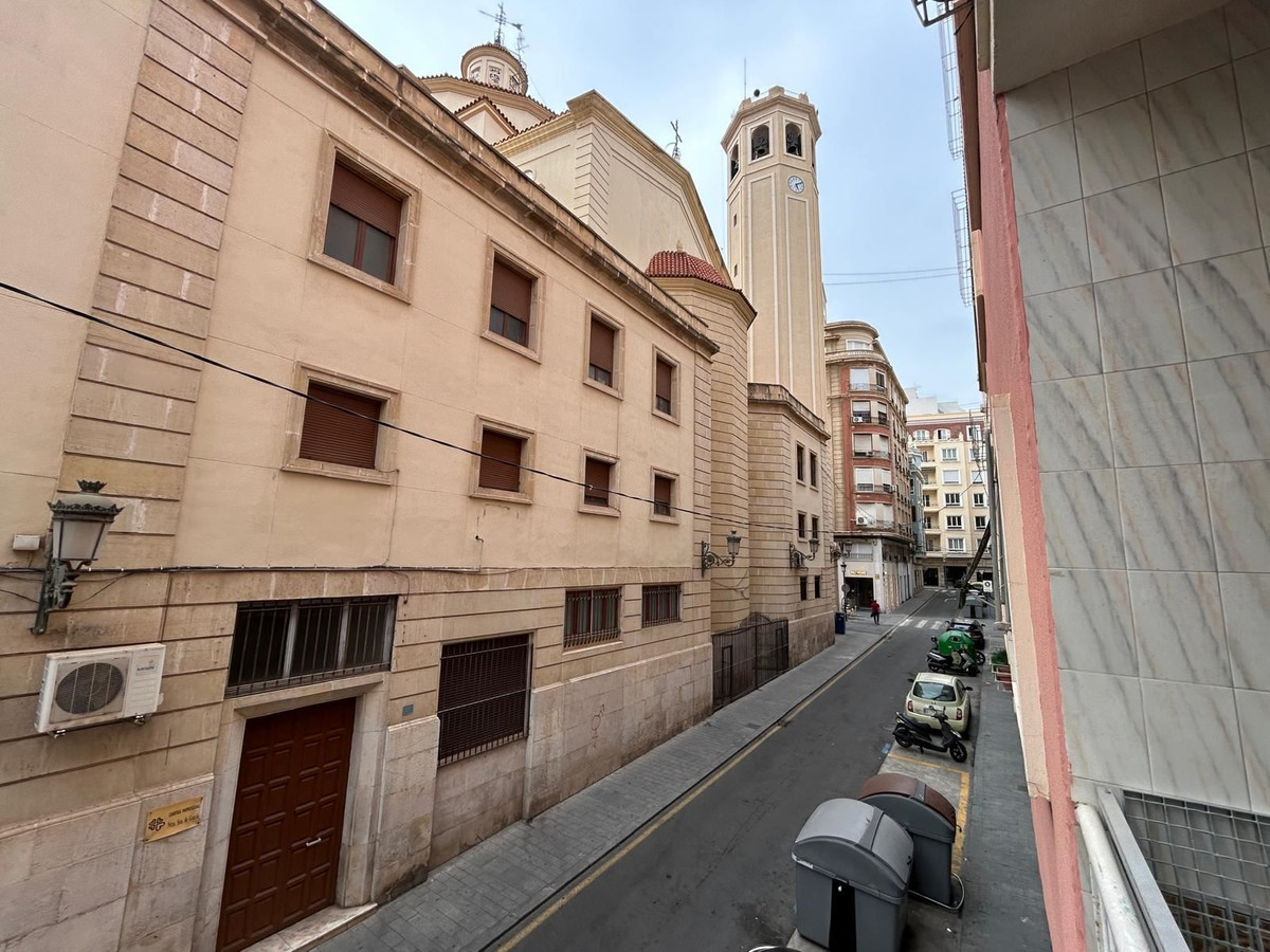 Apartment – Ground Floor Apartment in Alicante City