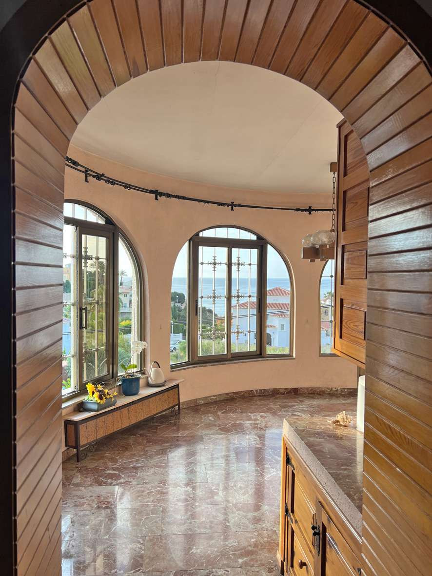 ShowFeedImage House – Detached Villa in Calpe