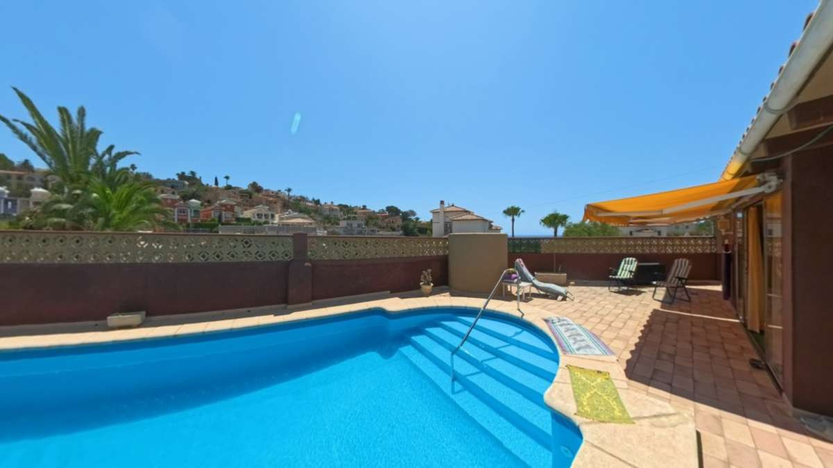 ShowFeedImage House – Detached Villa in Calpe