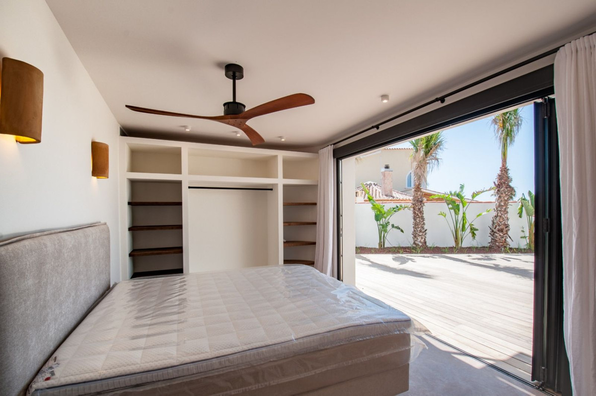 House – Detached Villa in Benissa