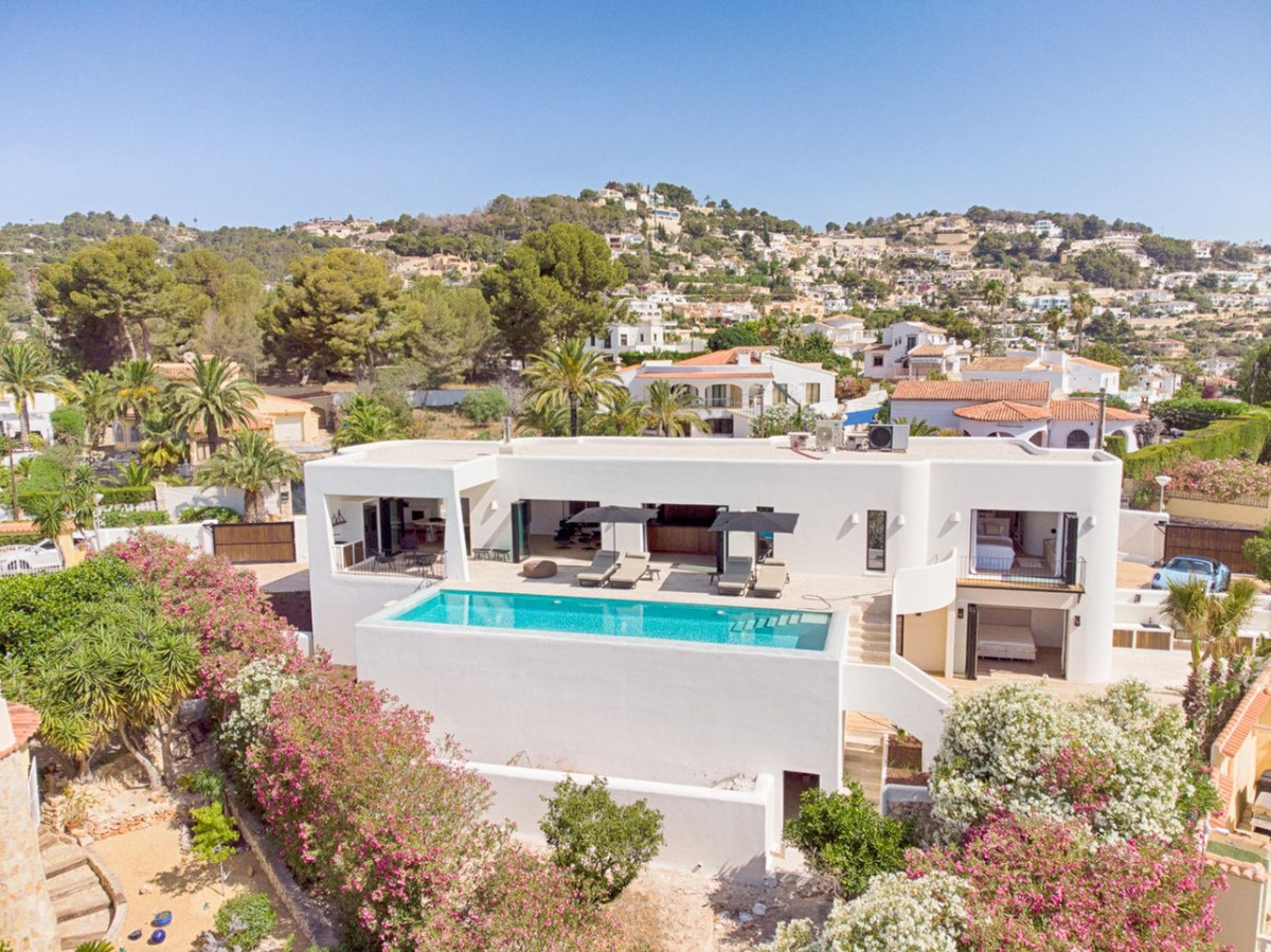 House – Detached Villa in Benissa