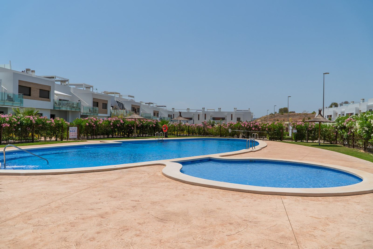 ShowFeedImage Apartment – Middle Floor Apartment in Orihuela