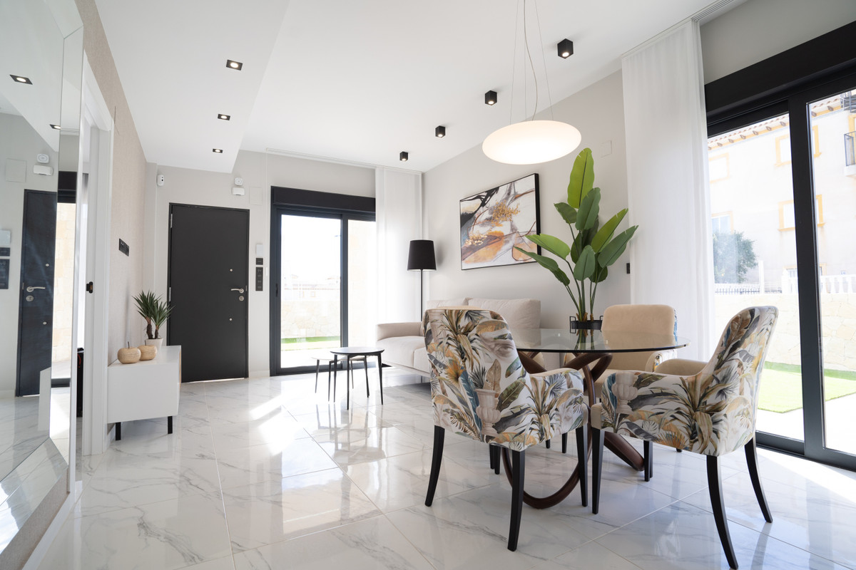 ShowFeedImage Apartment – Top Floor Apartment in Pilar de la Horadada