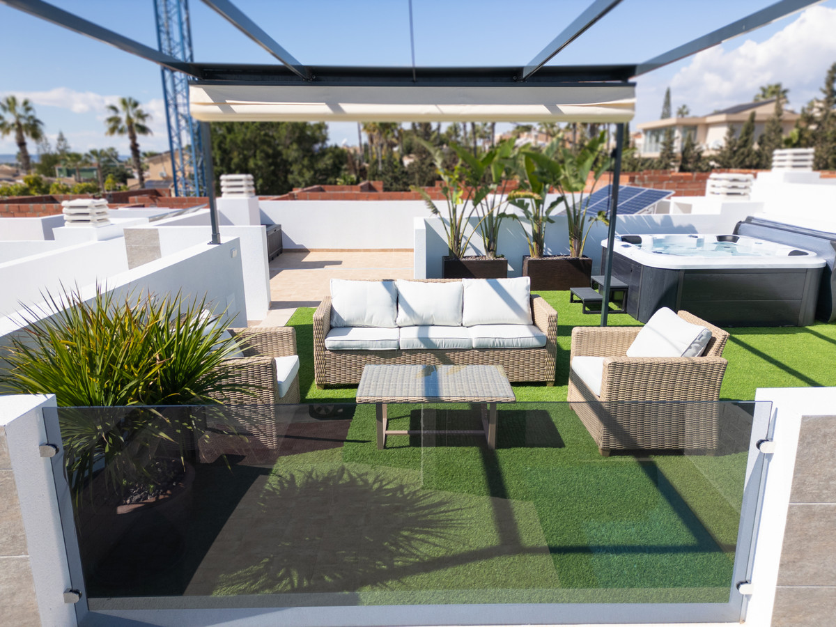 House – Detached Villa in San Fulgencio
