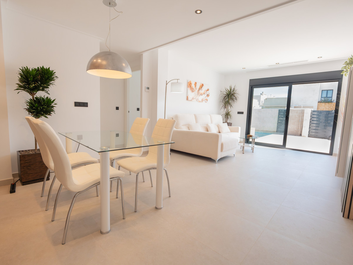 House – Detached Villa in San Fulgencio