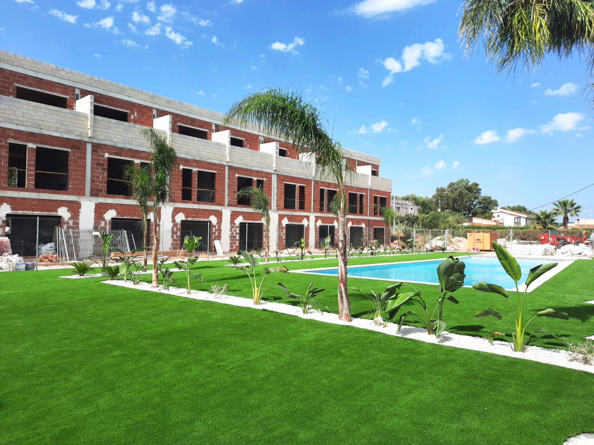 ShowFeedImage House – Townhouse in Denia