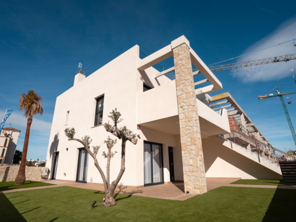 Apartment – Top Floor Apartment in Pilar de la Horadada