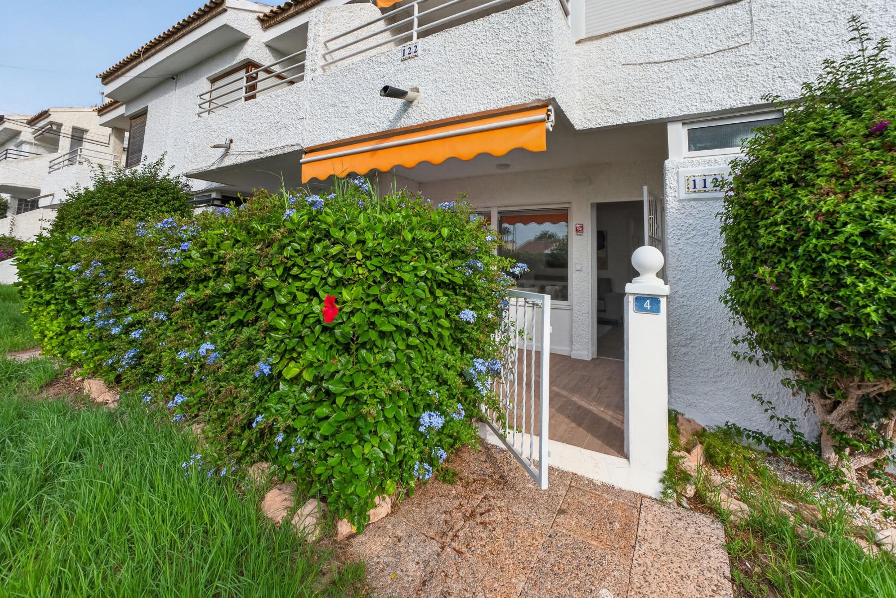 2247_1d8aa87b137a37507807cbcb4e6f86de Bungalow in Villamartin, Orihuela Costa