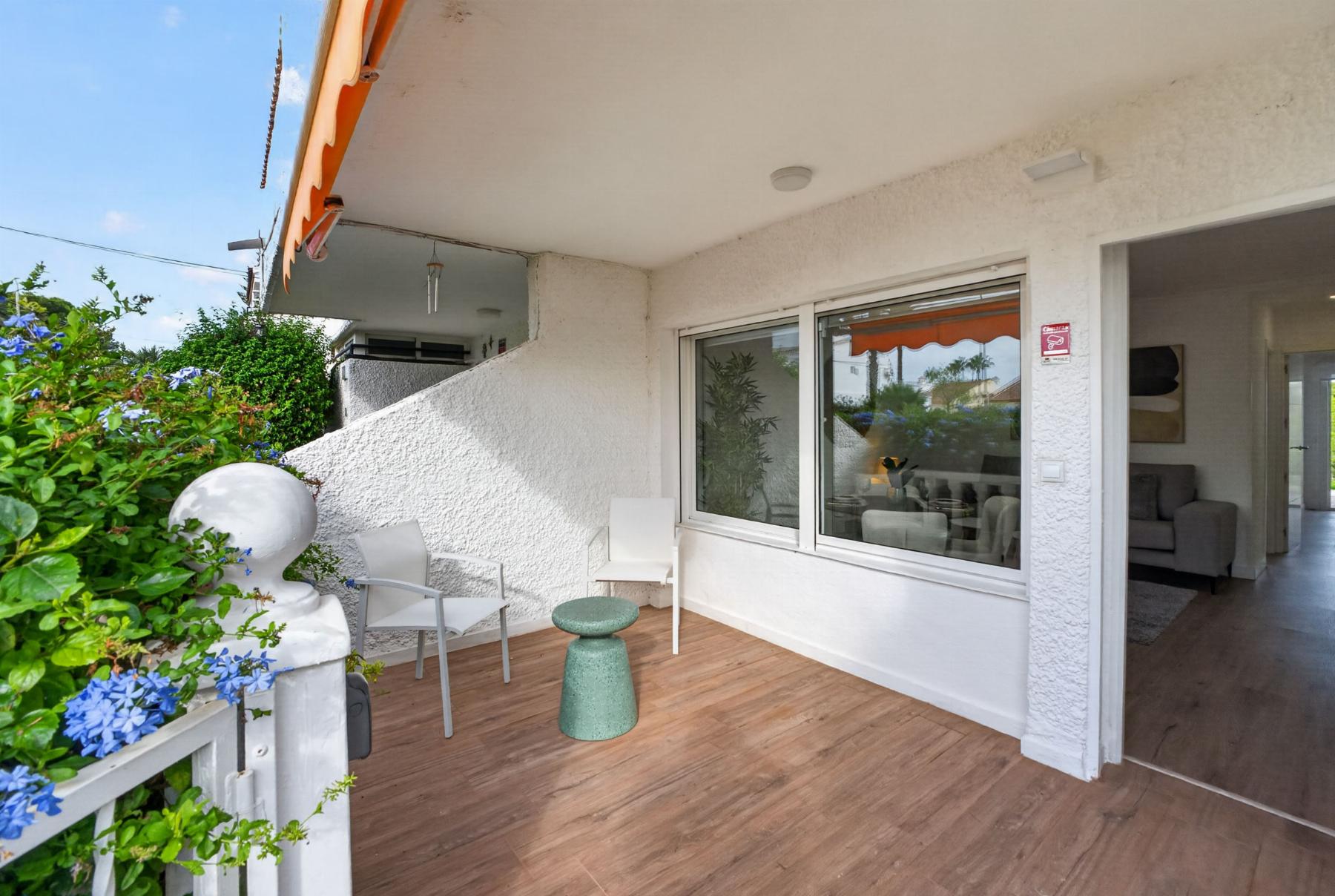 2247_50495d2fb999324c45f2f3967e57909b Bungalow in Villamartin, Orihuela Costa