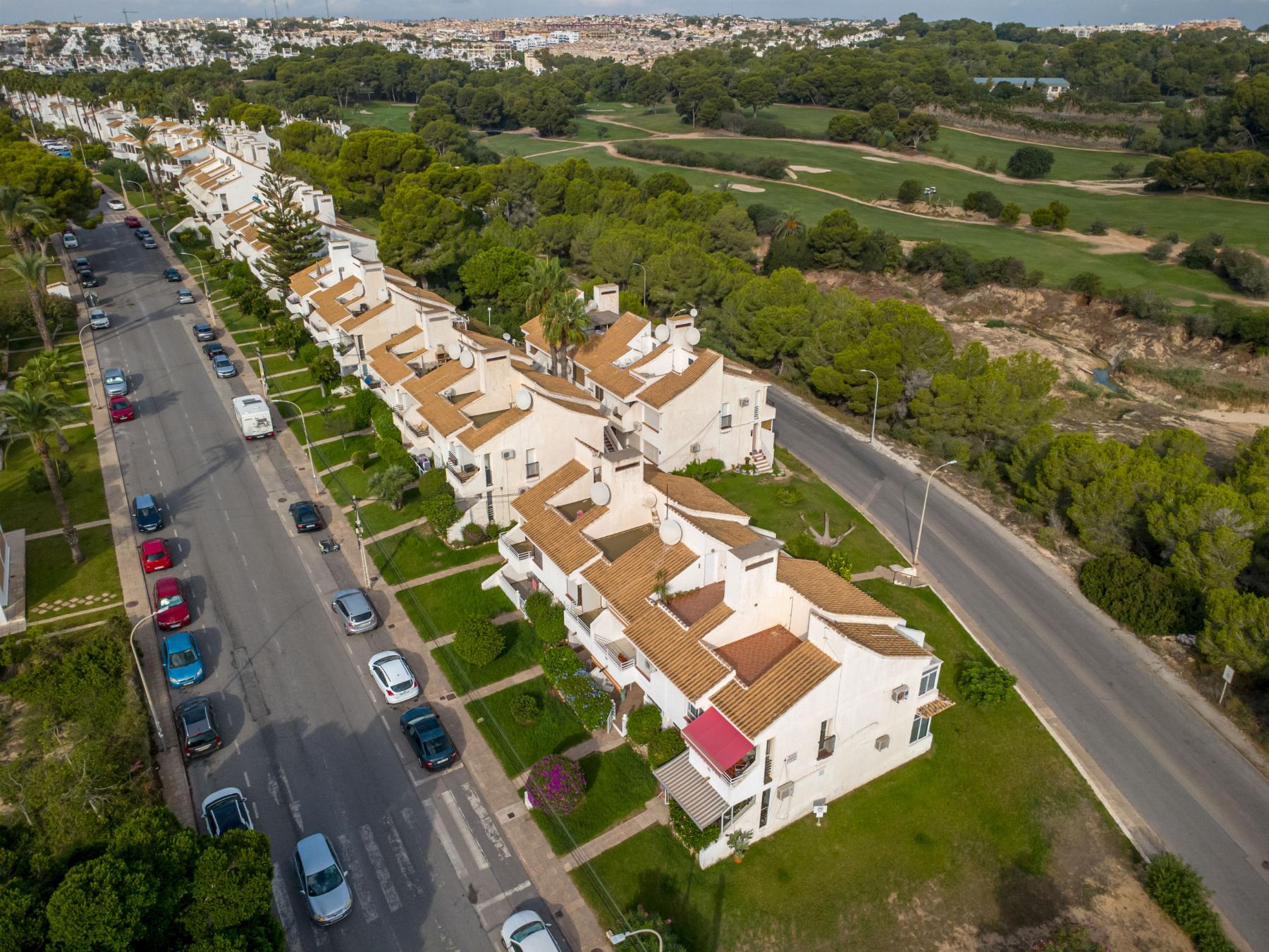 2247_8366ef4d9994da1d998e4c1be20a818a Bungalow in Villamartin, Orihuela Costa