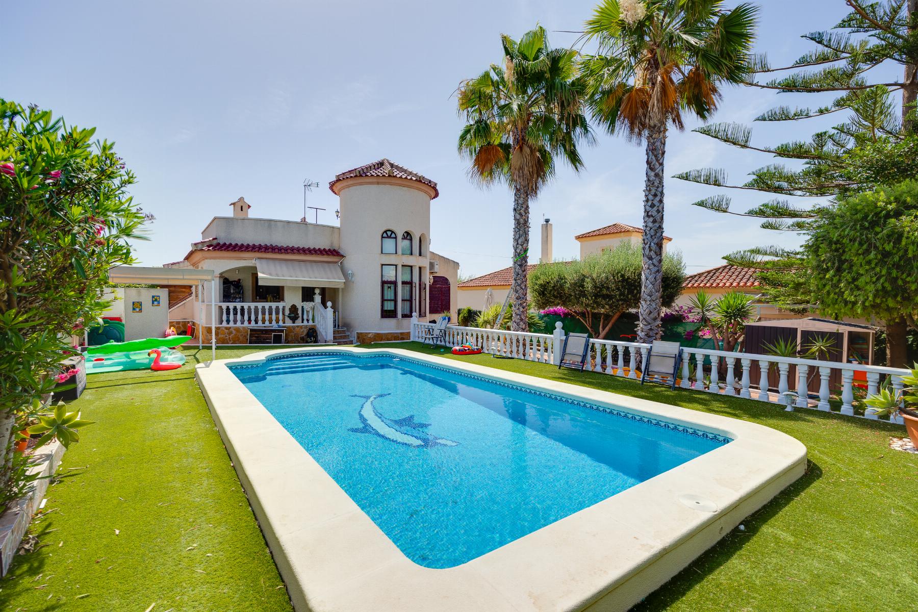 Chalet – LA MARINA Chalet for sale in LA MARINA