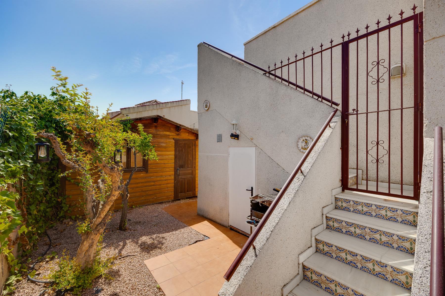 2273_a620fdf1ec0665d5206da4fc2e4c895a Chalet in LA MARINA, San Fulgencio