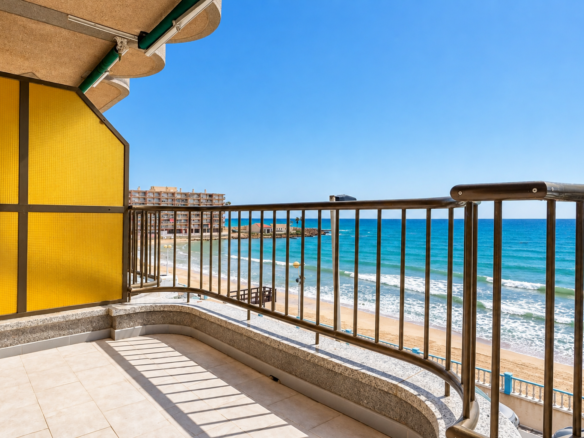 Apartamento for sale in Playa de Los Locos