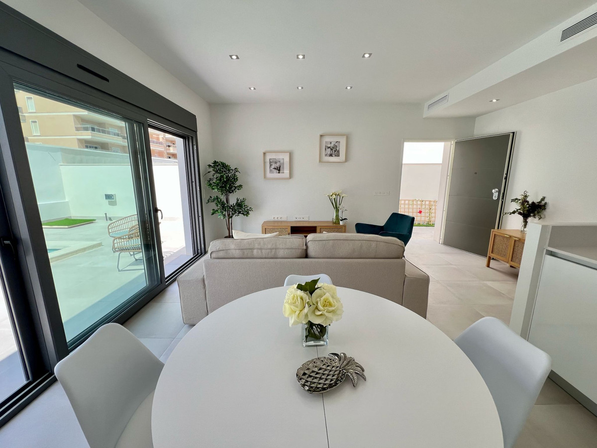 House – Detached Villa in Orihuela