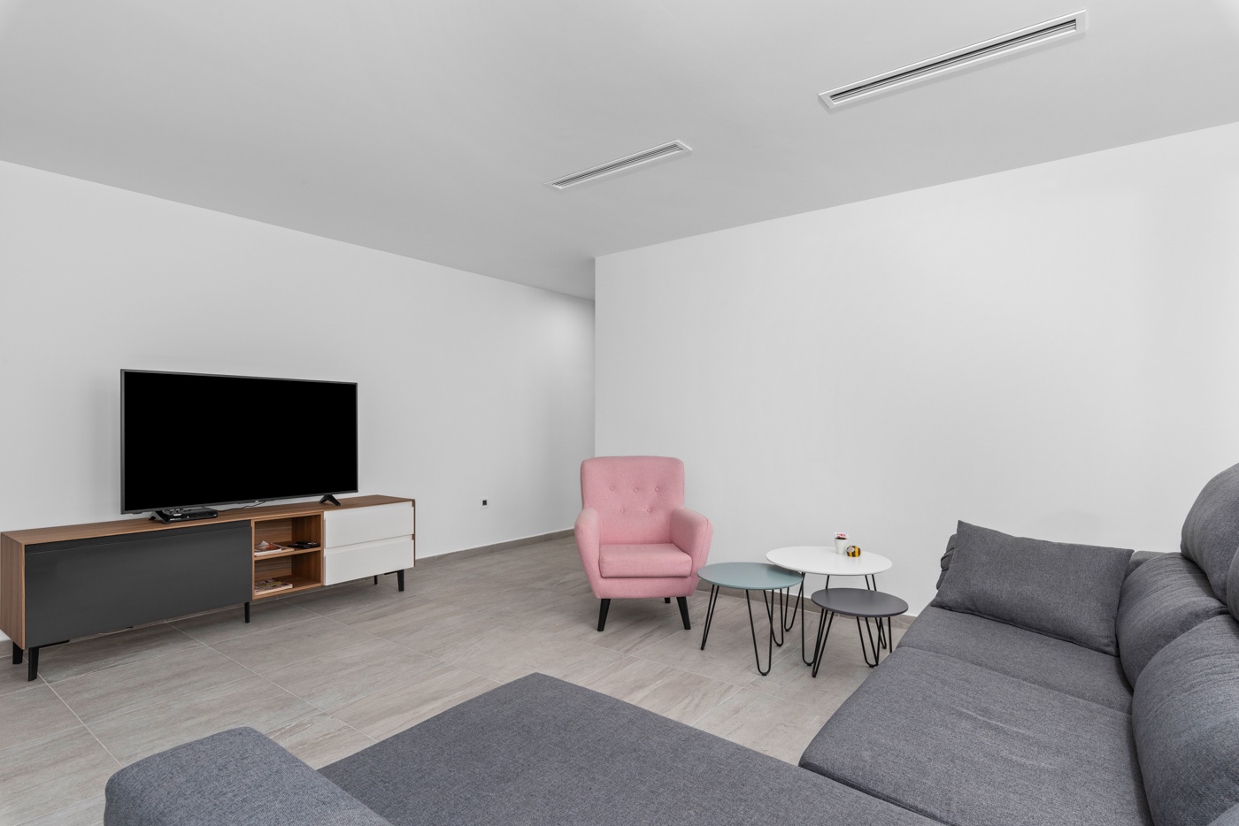 o_1ht6r1v1e3hcp1j1b3h84s1vs840 Villa for sale in San Miguel de Salinas – GSM-0007
