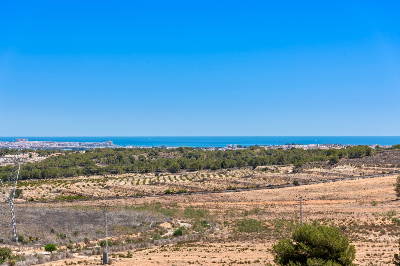 o_1ht6r1v1eatnot0sc1sep1spb2o Villa for sale in San Miguel de Salinas – GSM-0007