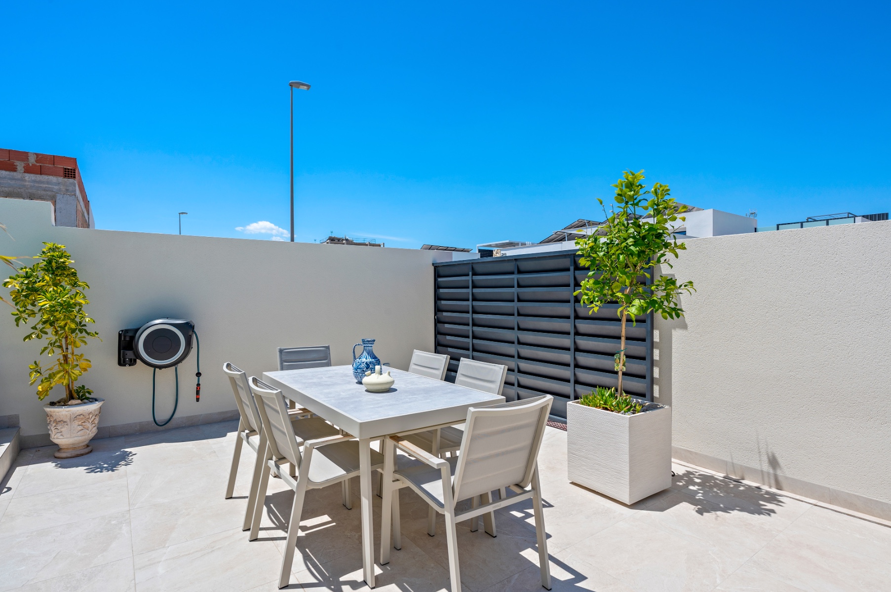 o_1jp5dqh8vs711rph141k1ifihts32 Villa for sale in Daya Nueva – GSM-0057